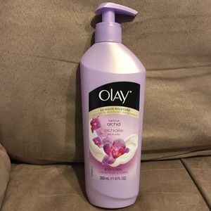 Olay Luscious Orchid 24-hour Moisture Body Lotion 11.8 oz / 350 ml Discontinued